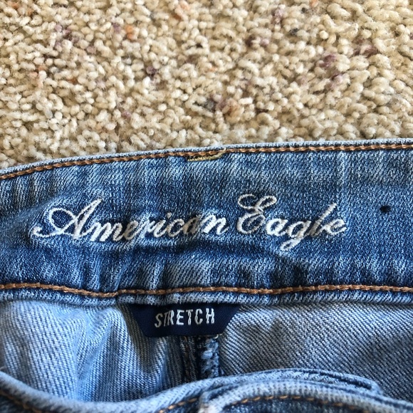 Women’s | American Eagle | Light Blue Artist Distressed Jeans; Size 2 Regular - Picture 6 of 11